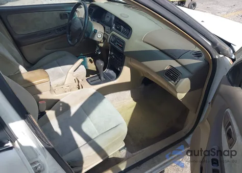 2000 Nissan Altima Gle/Gxe/Se/Xe z USA, uszkodzony, nr VIN 1N4DL01D3YC246017